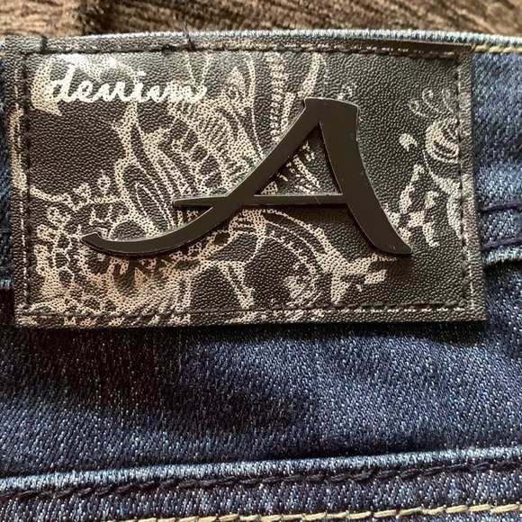 AMISU dark wash midi length Jean skirt size EU40 - Picture 8 of 12